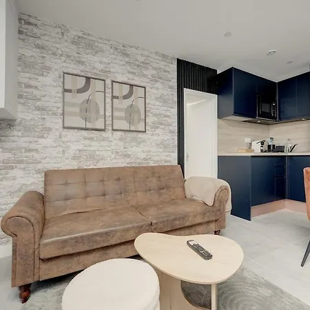 Welcome To New York House Wissous